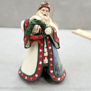 Thomas Kinkade's Old World Santas ornament from Ashton Drake